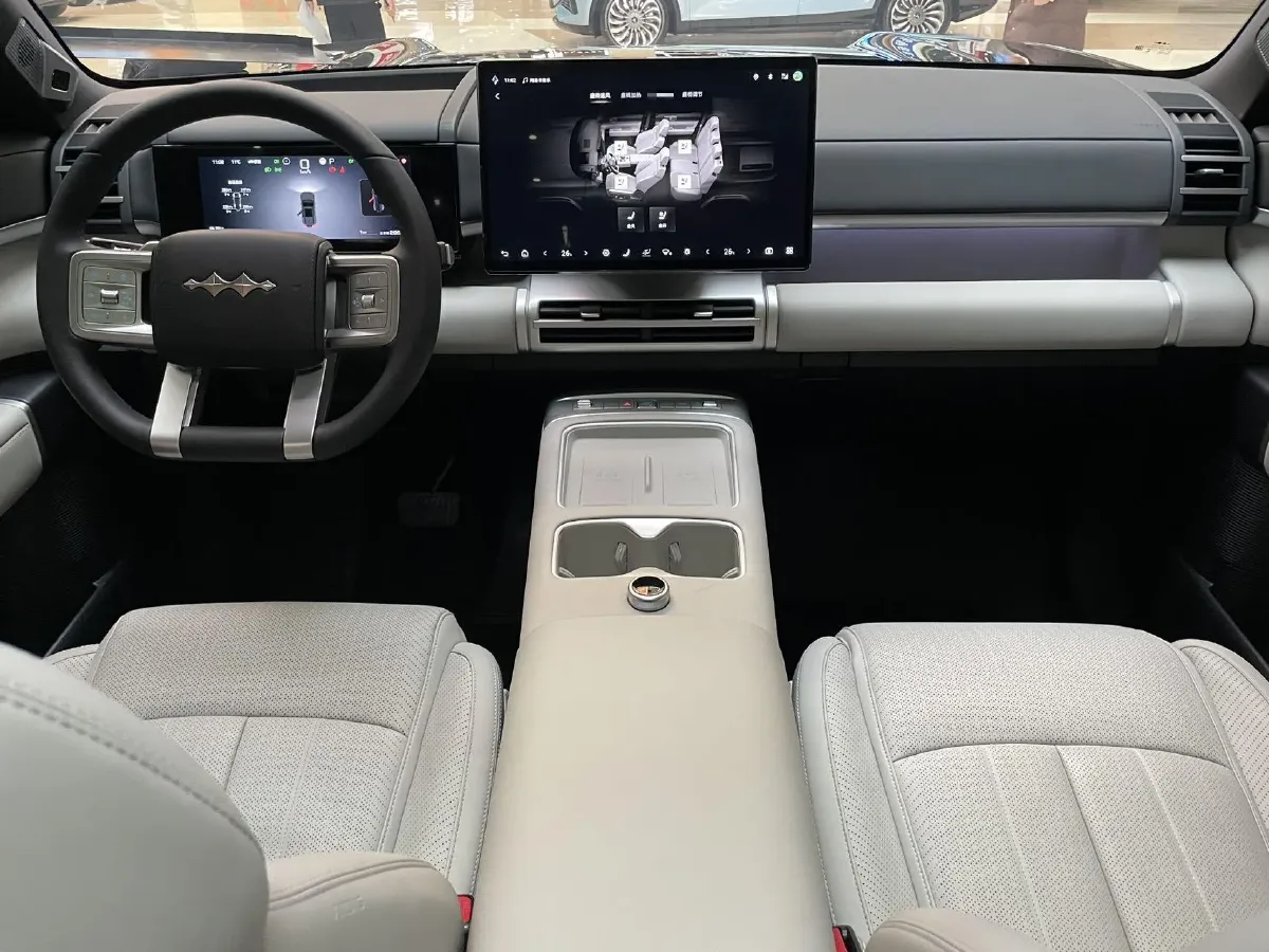 2025 FangChengBao Tai 7 1.5T 156HP L4 E-CVT PHEV,autocango,china used car exporter,china ev exporter,chinese used car exporter,chinese used ev exporter