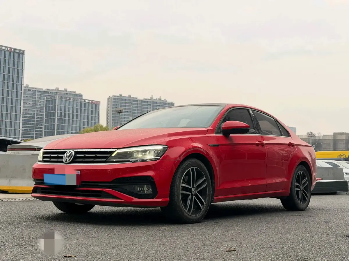 2019 Volkswagen Passat 1.4T 150HP L4 7DCT