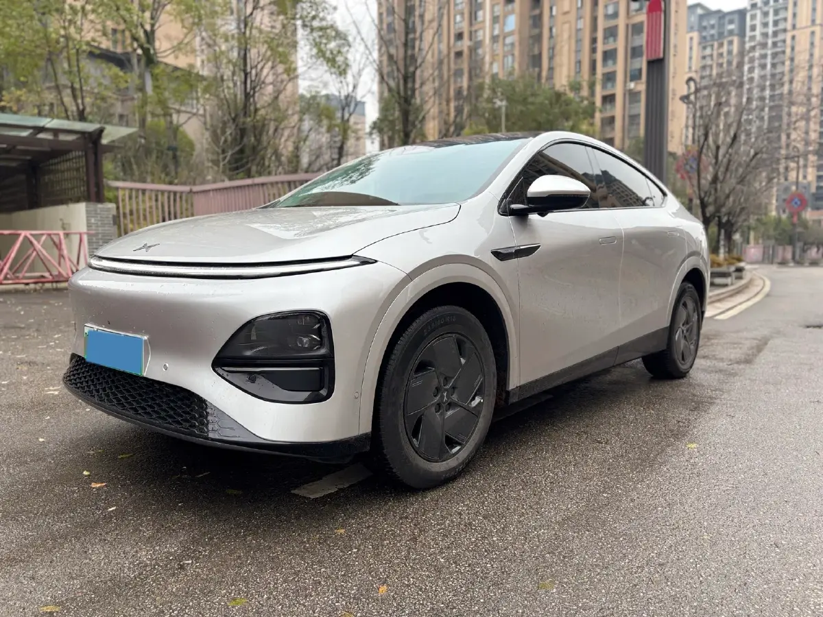 2025 Xpeng G6 BEV 68.5KWH