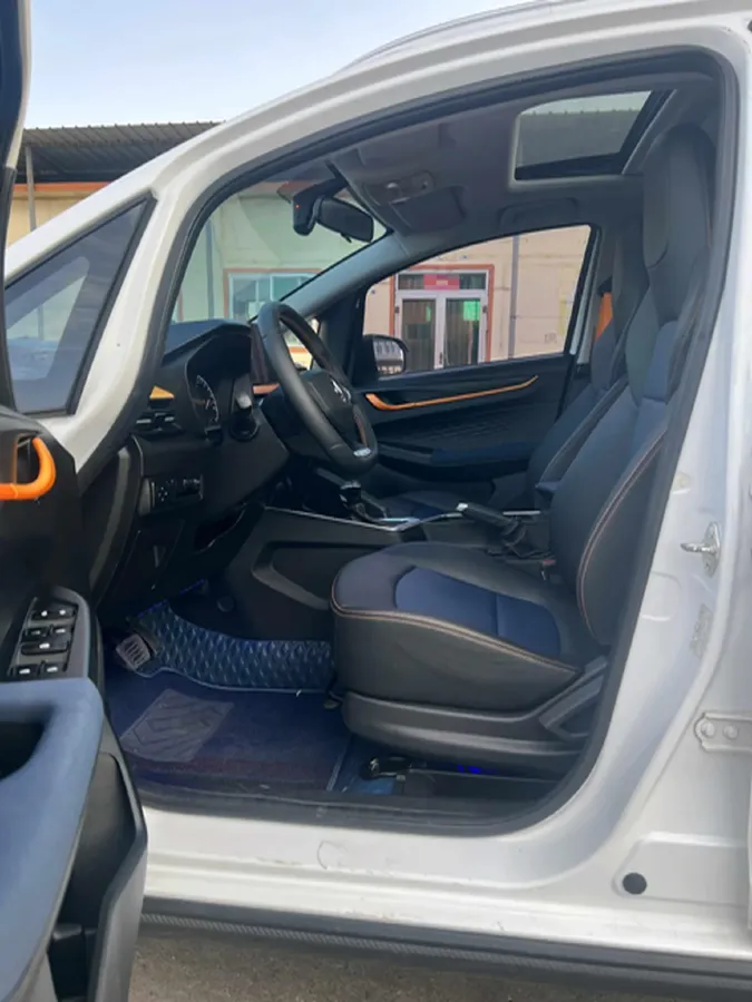 2022 Livan X3 PRO 1.5L 113HP L4 CVT,autocango,china used car exporter,china ev exporter,chinese used car exporter,chinese used ev exporter