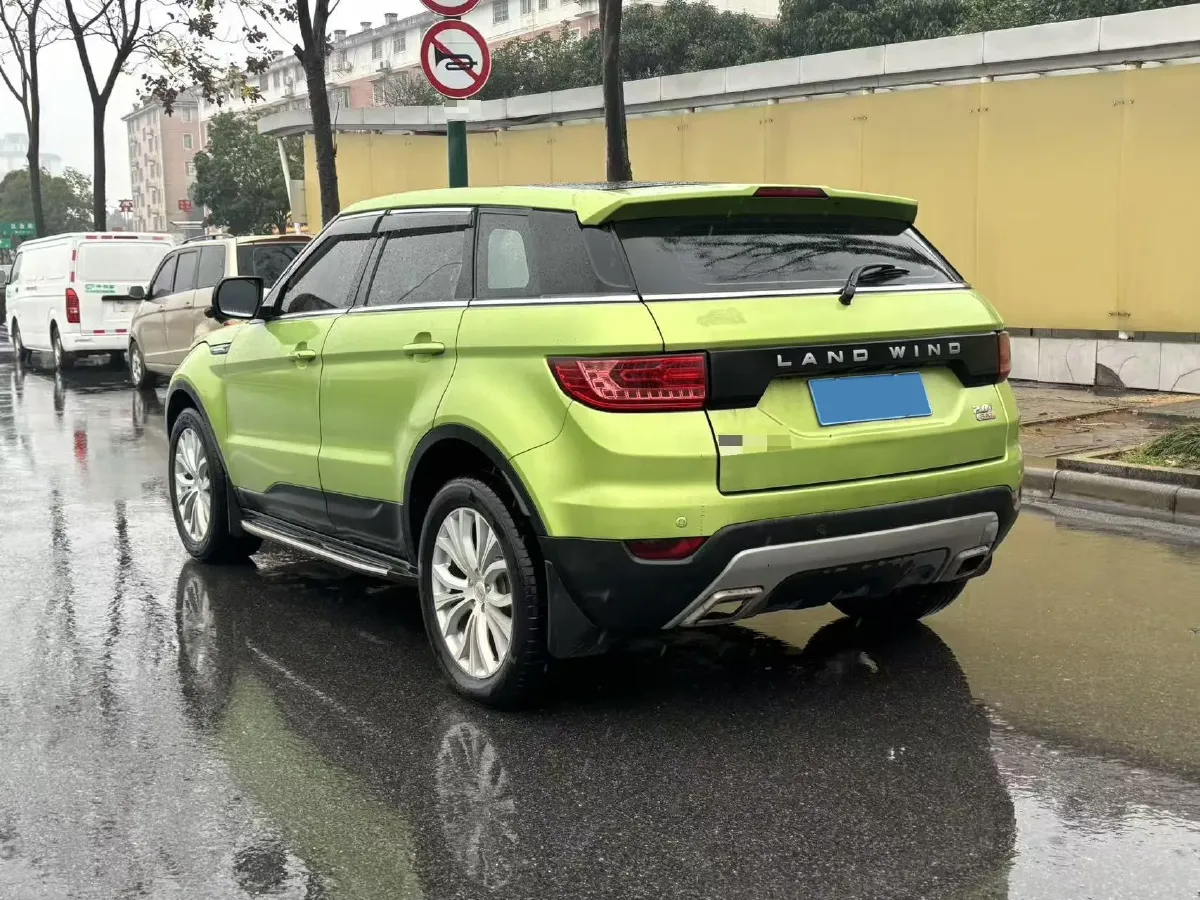 2016 Landwind X7 2.0T 190HP L4 8AT,autocango,china used car exporter,china ev exporter,chinese used car exporter,chinese used ev exporter