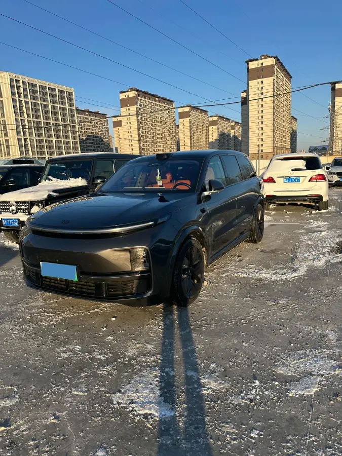 2022 Li L9 Range Extended 154HP REEV 42.6KWH