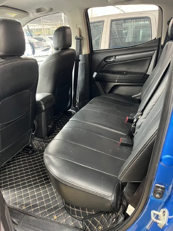 2021 FAW LanJian H6 2.5T 150HP L4 6MT,autocango,china used car exporter,china ev exporter,chinese used car exporter,chinese used ev exporter