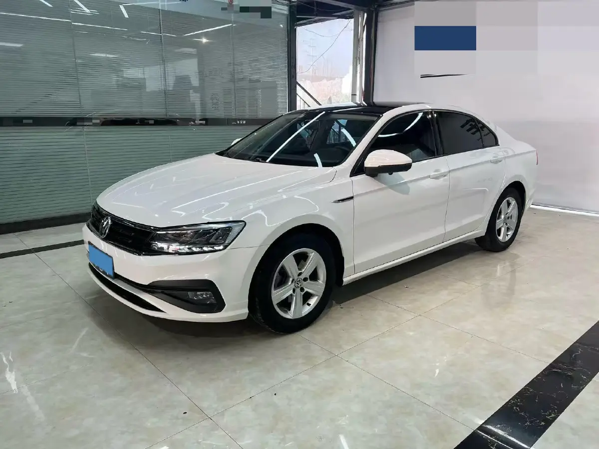 2019 Volkswagen T-Cross 1.4T 150HP L4 7DCT