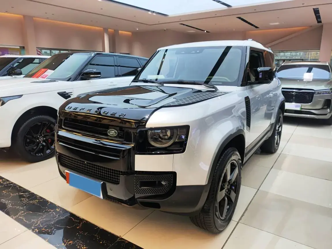 2021 Land Rover Defender 3.0T 400HP L6 8AT