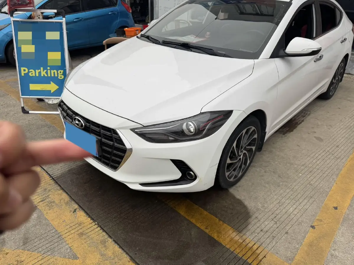 2019 Hyundai Elantra 1.4T 130HP L4 7DCT