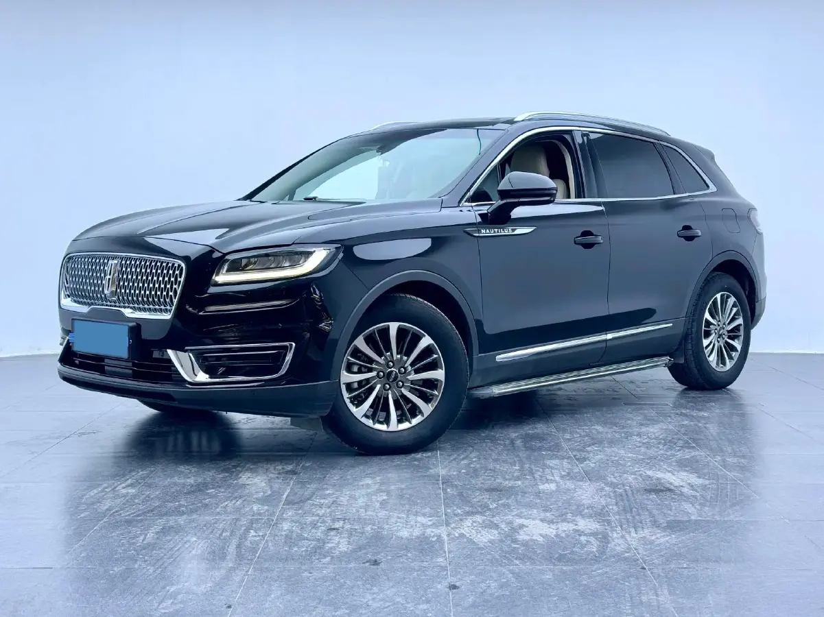 2019 Lincoln Nautilus 2.0T 224HP L4 8AT