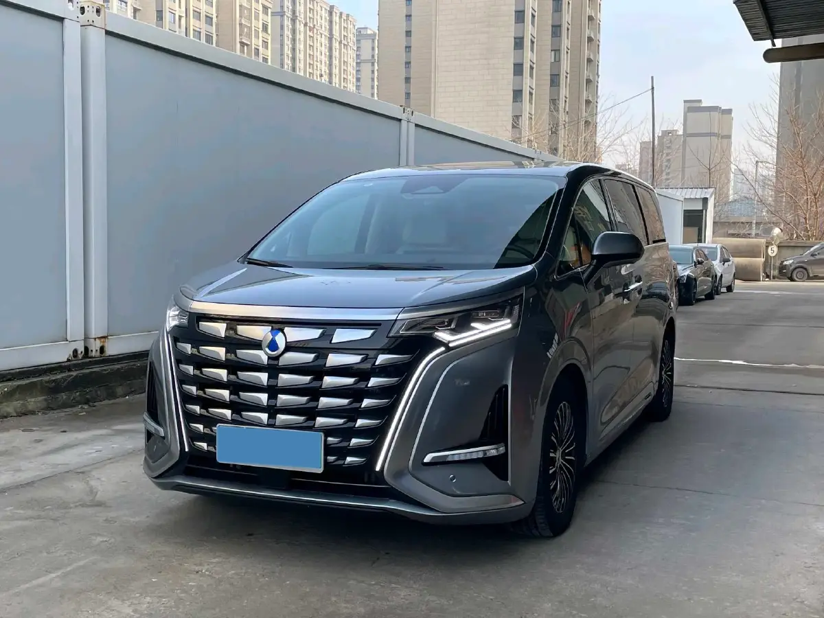 2024 Denza D9 1.5T 139HP L4 E-CVT PHEV 40KWH