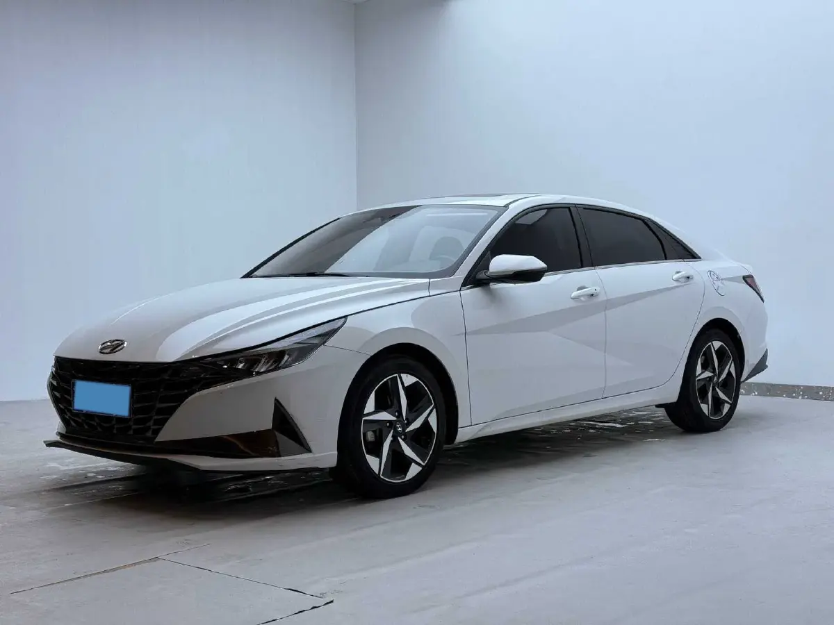 2021 Hyundai Elantra 1.5L 115HP L4 CVT