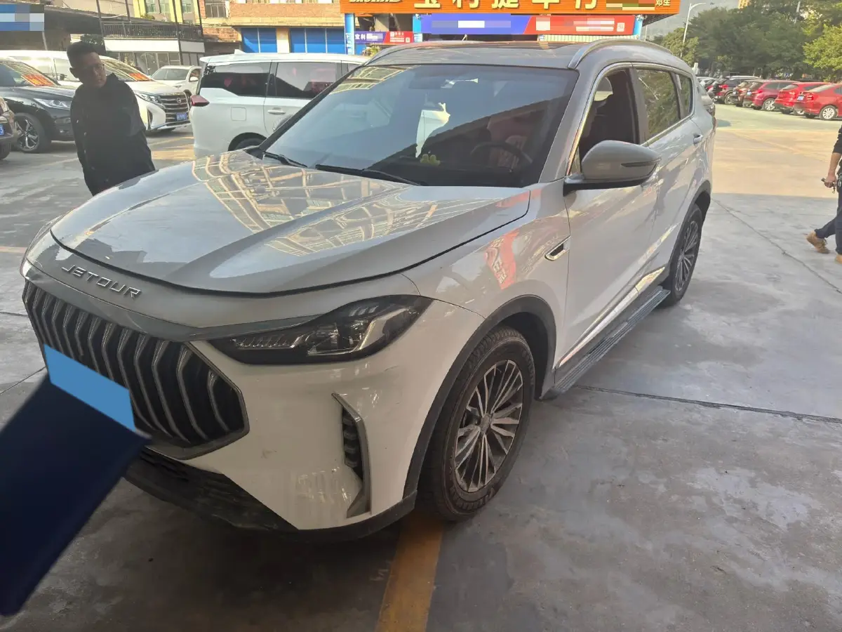 2023 Jetour X70 Plus 1.5T 156HP L4 CVT