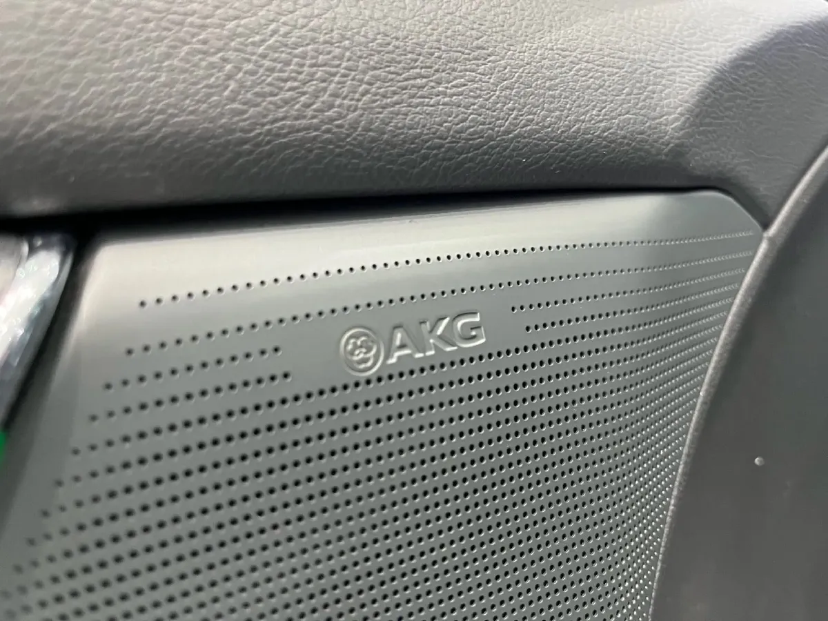 2024 Cadillac CT5 2.0T 237HP L4 10AT,autocango,china used car exporter,china ev exporter,chinese used car exporter,chinese used ev exporter