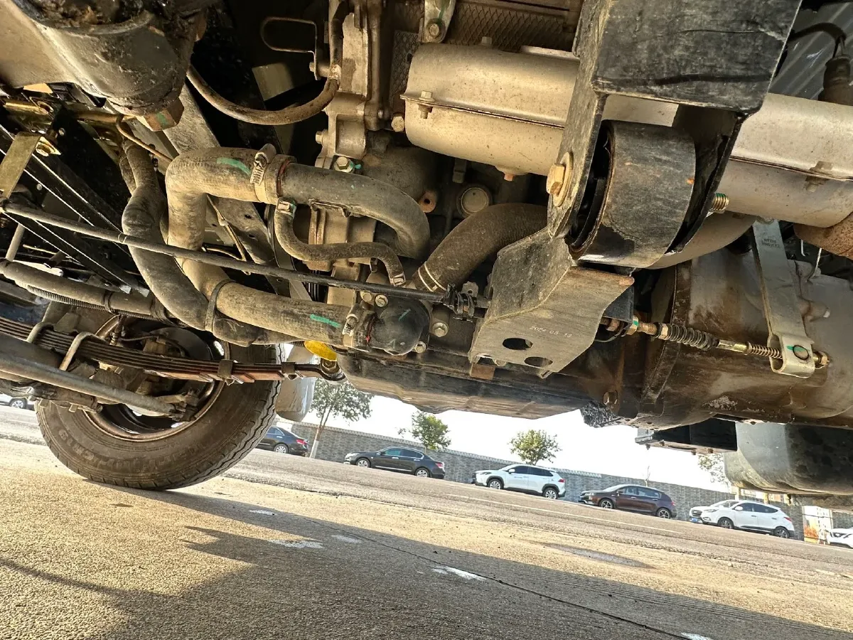 2023 DongFeng DFSK D71 1.6L 122HP L4 5MT,autocango,china used car exporter,china ev exporter,chinese used car exporter,chinese used ev exporter