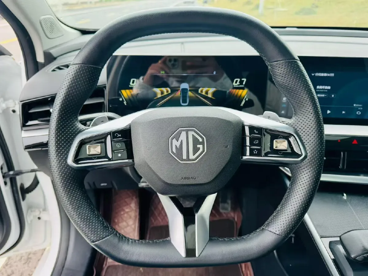 2022 MG 5 Scorpio 1.5T 181HP L4 7DCT,autocango,china used car exporter,china ev exporter,chinese used car exporter,chinese used ev exporter