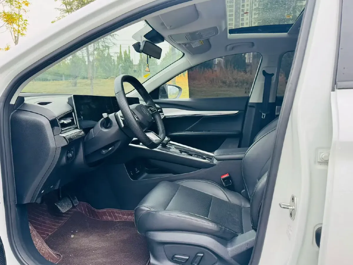 2022 MG 5 Scorpio 1.5T 181HP L4 7DCT,autocango,china used car exporter,china ev exporter,chinese used car exporter,chinese used ev exporter