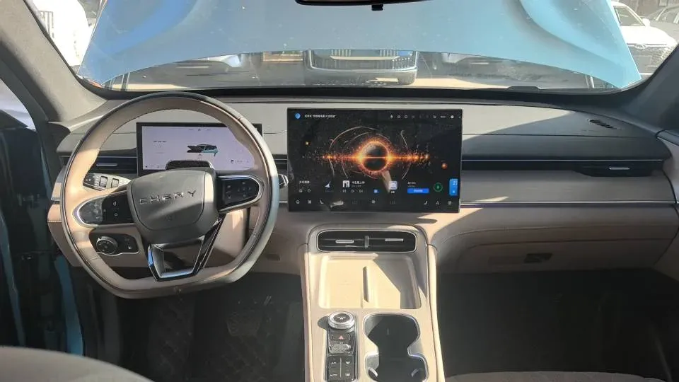 2025 Chery Tiggo8 PLUS C-DM 1.5T 156HP L4 1DHT PHEV,autocango,china used car exporter,china ev exporter,chinese used car exporter,chinese used ev exporter