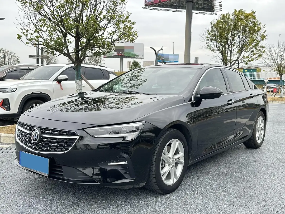 2020 Buick Regal 1.5T 169HP L4 9AT