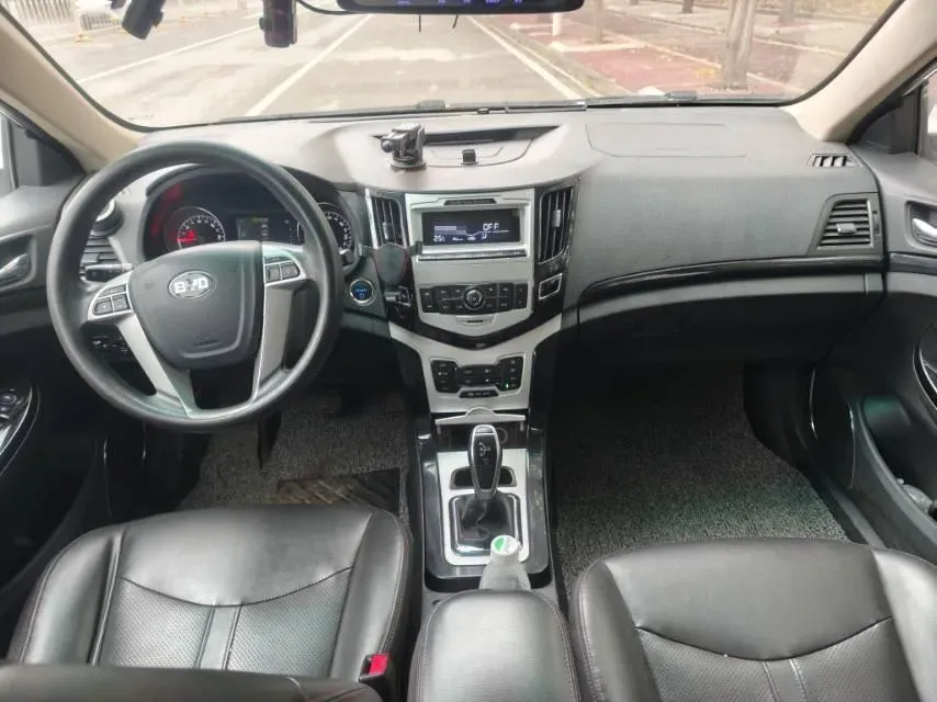 2018 BYD e5 BEV 60.48KWH,autocango,china used car exporter,china ev exporter,chinese used car exporter,chinese used ev exporter