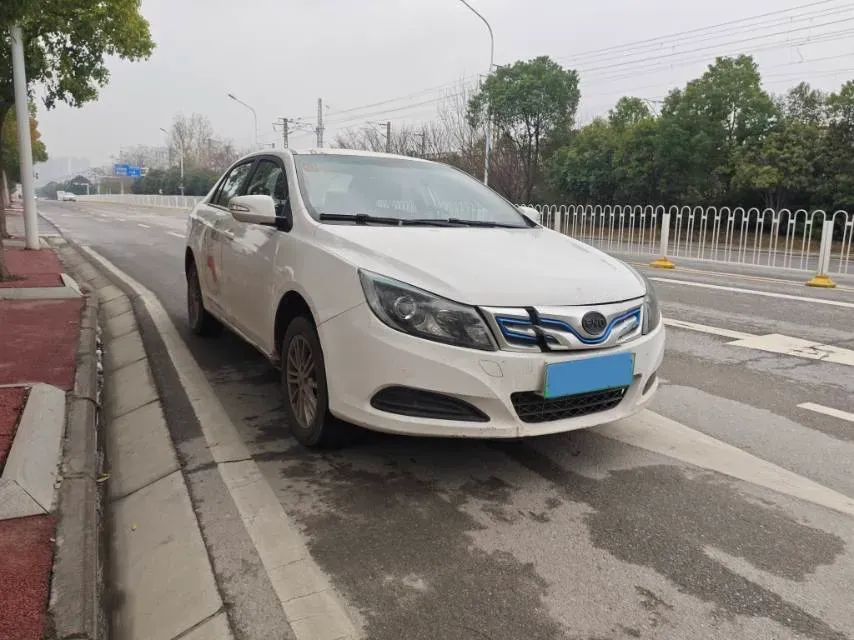 2018 BYD e5 BEV 60.48KWH,autocango,china used car exporter,china ev exporter,chinese used car exporter,chinese used ev exporter