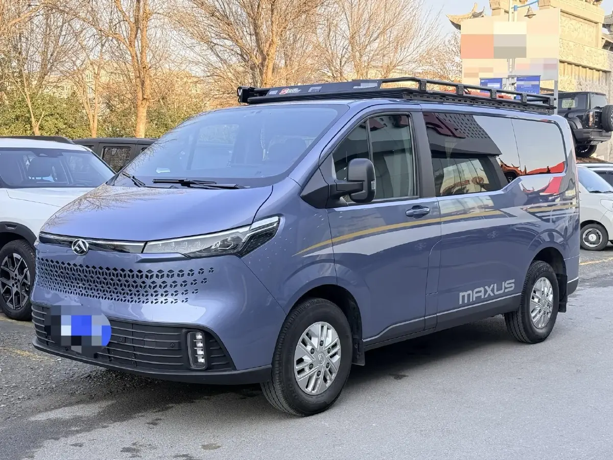 2023 MAXUS XinTu V70 2.0T 125HP L4 6MT