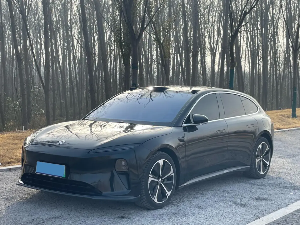2024 NIO ET5T BEV 75KWH