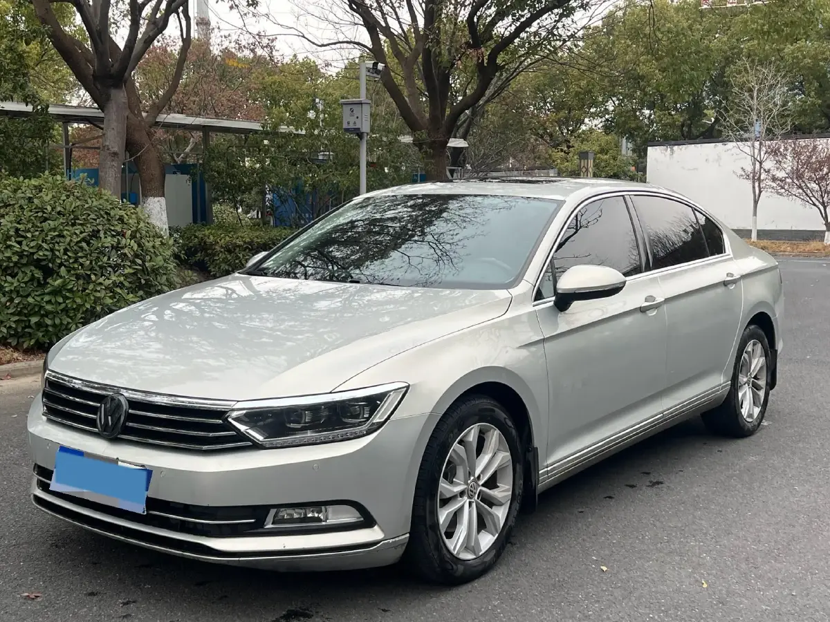 2018 Volkswagen Magotan 1.8T 180HP L4 7DCT