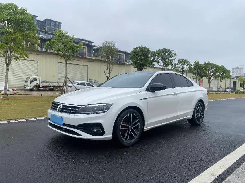 2019 Volkswagen Passat 1.4T 150HP L4 7DCT