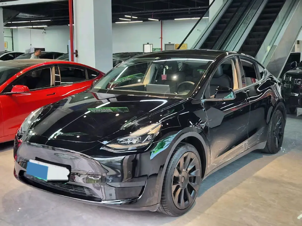 2022 Tesla Model Y BEV 60KWH