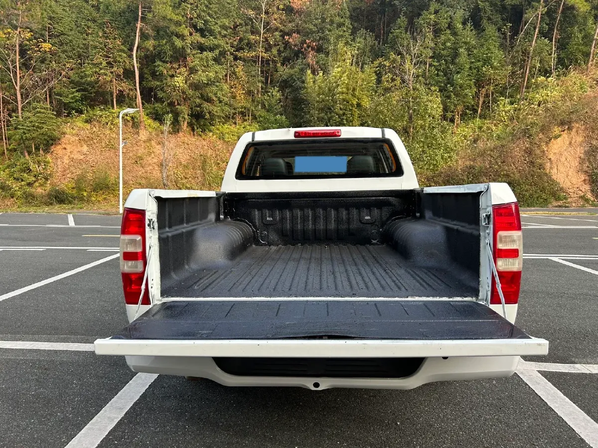 2018 FAW LanJian H6 2.5T 129HP L4 6MT,autocango,china used car exporter,china ev exporter,chinese used car exporter,chinese used ev exporter