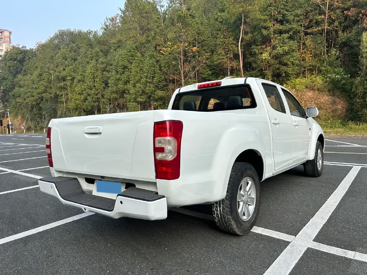 2018 FAW LanJian H6 2.5T 129HP L4 6MT,autocango,china used car exporter,china ev exporter,chinese used car exporter,chinese used ev exporter