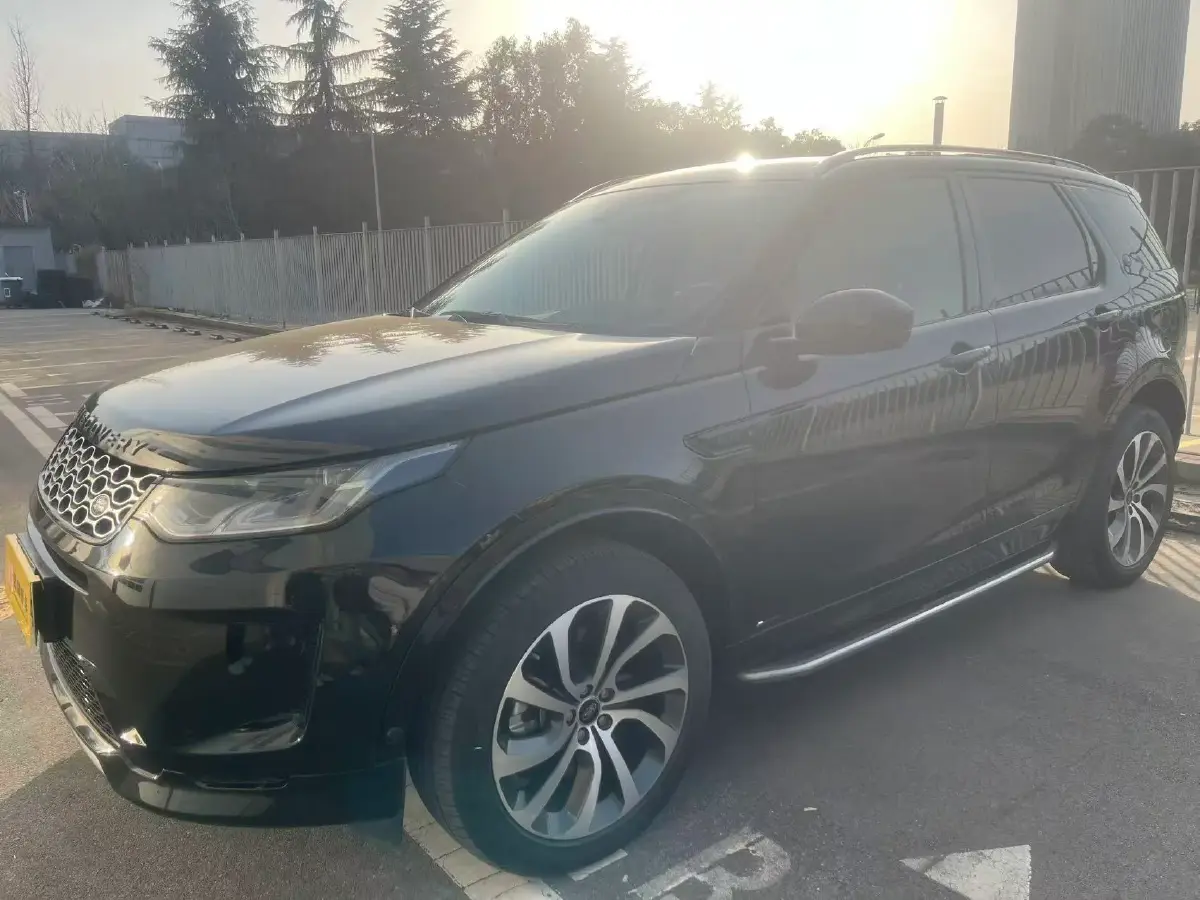 2021 Land Rover Discovery Sport 1.5T 200HP L3 8AT PHEV