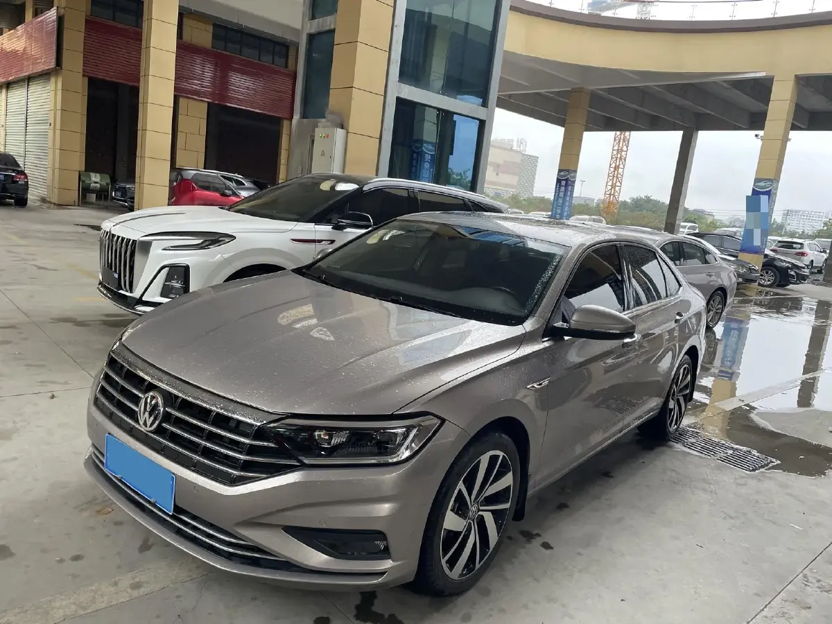 2021 Volkswagen Sagitar 1.4T 150HP L4 7DCT