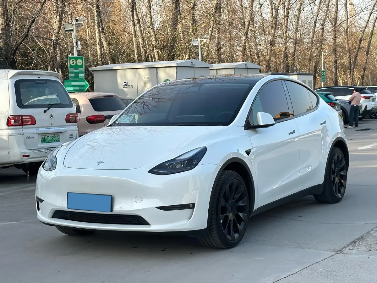 2022 BMW 3 Series 2.0T 184HP L4 8AT