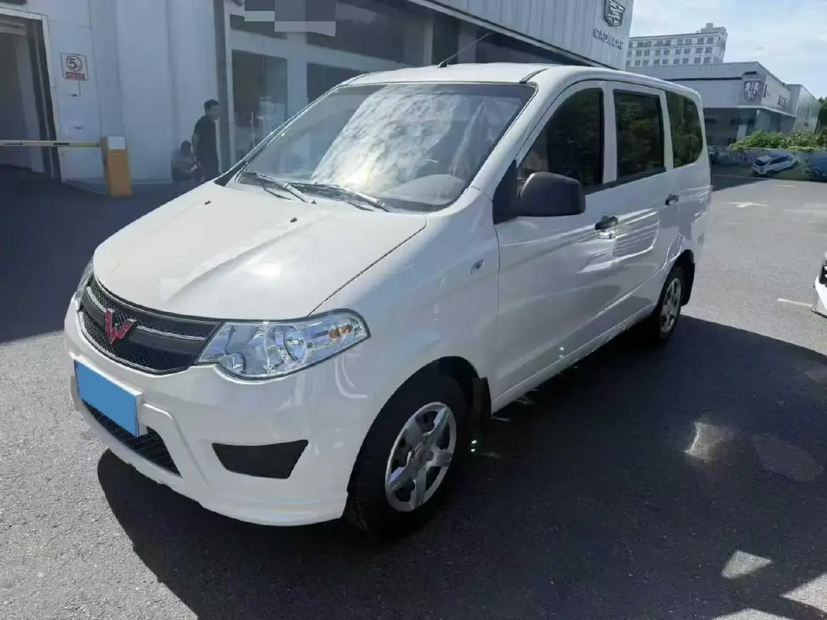 2021 WuLing HongGuang 1.5L 99HP L4 6MT