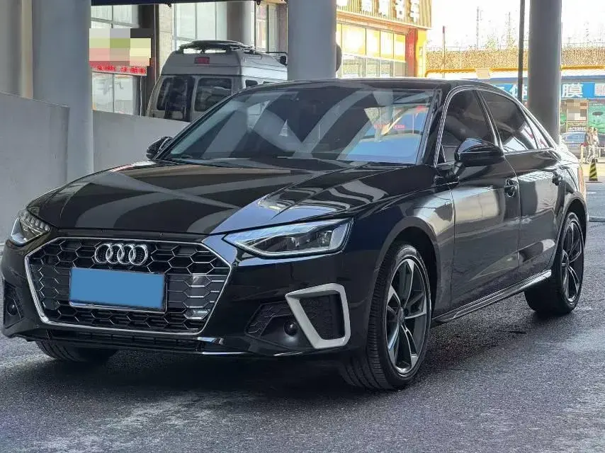 2020 Audi A4L 2.0T 150HP L4 7DCT
