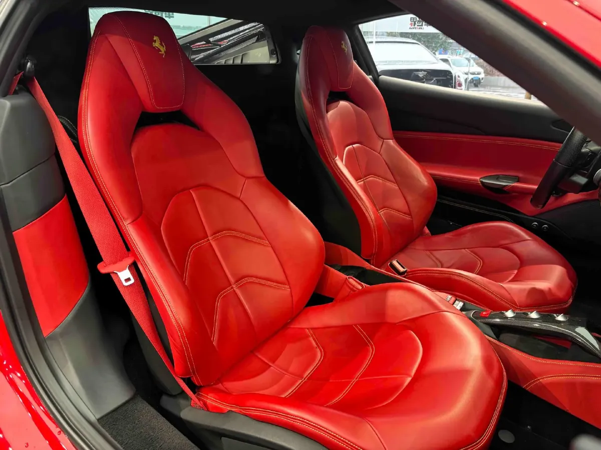 2015 Ferrari 488 3.9T 670HP V8 7DCT,autocango,china used car exporter,china ev exporter,chinese used car exporter,chinese used ev exporter