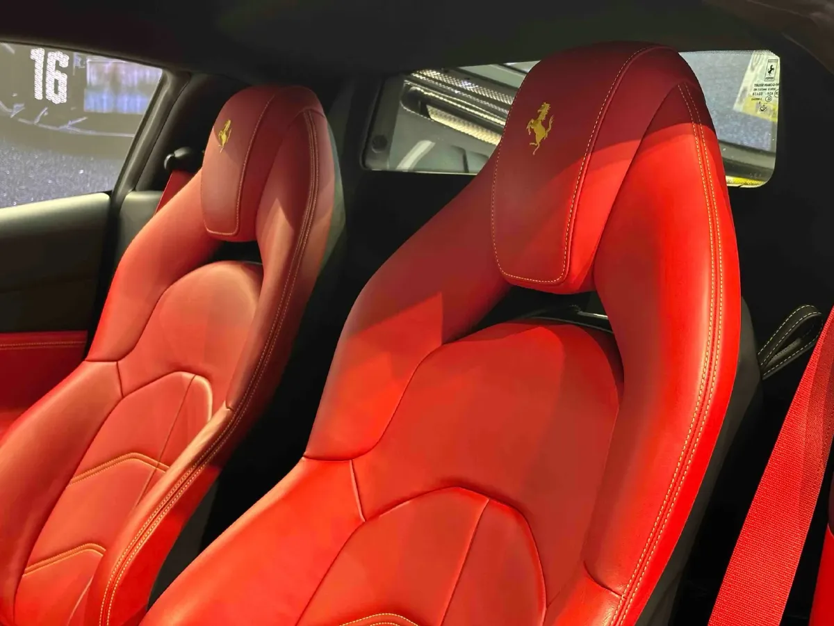 2015 Ferrari 488 3.9T 670HP V8 7DCT,autocango,china used car exporter,china ev exporter,chinese used car exporter,chinese used ev exporter