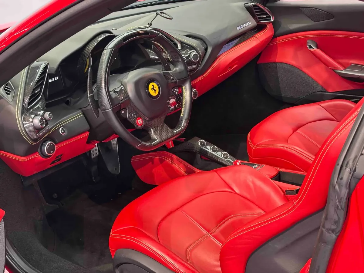 2015 Ferrari 488 3.9T 670HP V8 7DCT,autocango,china used car exporter,china ev exporter,chinese used car exporter,chinese used ev exporter