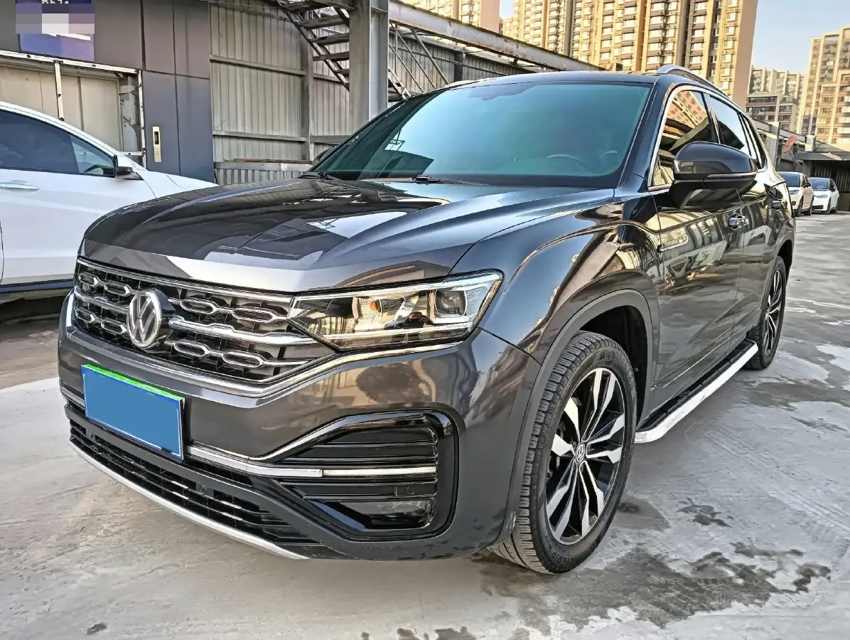 2020 Volkswagen Tayron 2.0T 220HP L4 7DCT