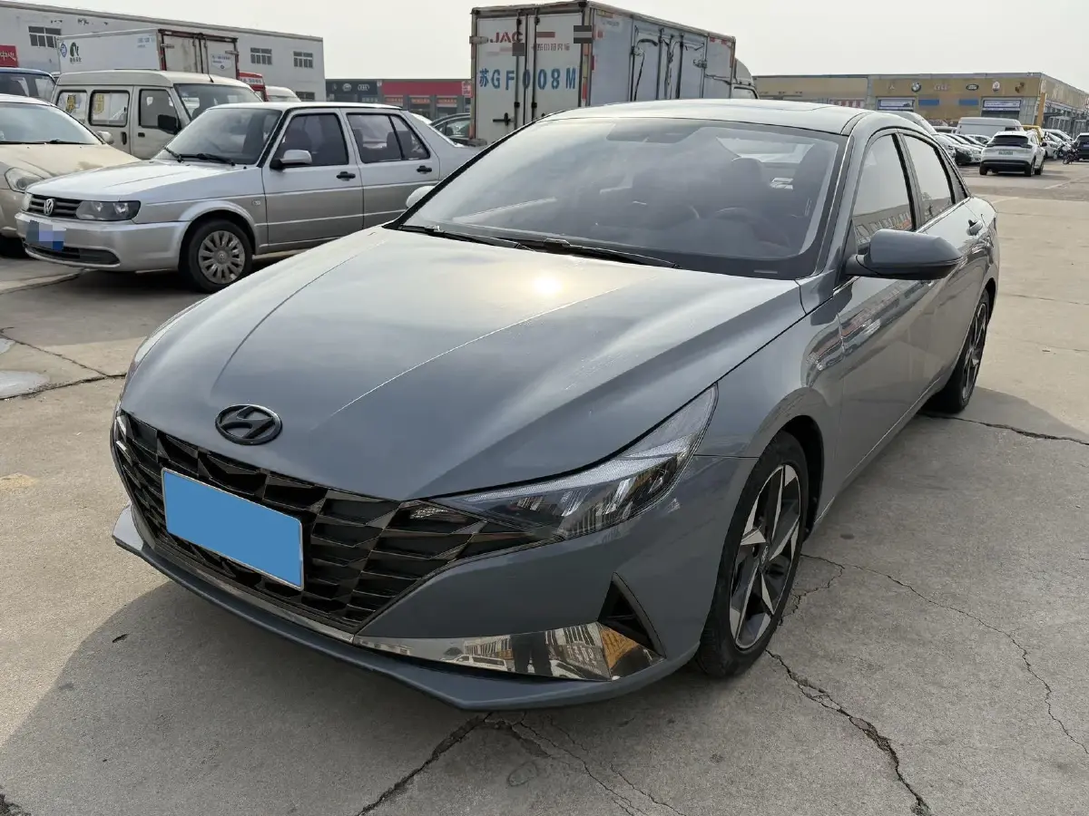 2022 Hyundai Elantra 1.5L 115HP L4 CVT