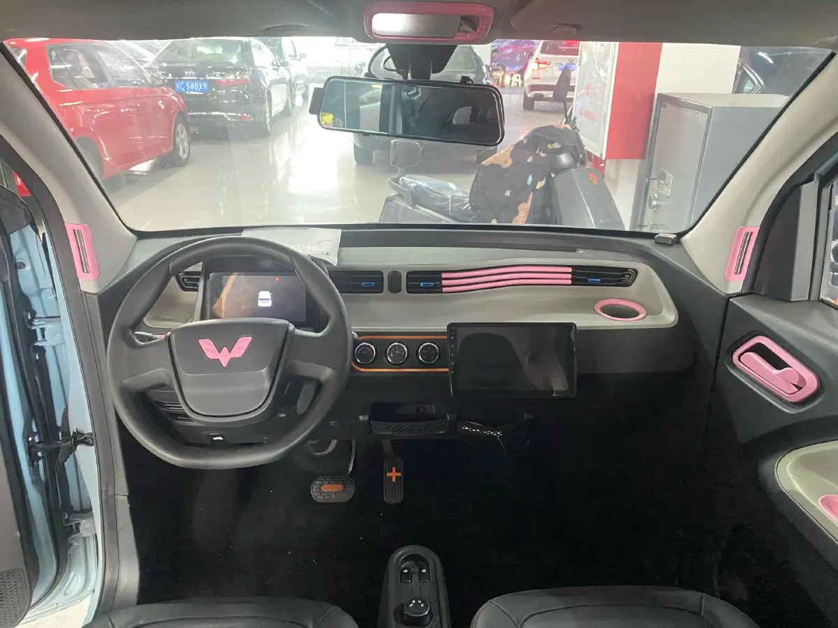 2021 WuLing HongGuang MINI EV BEV 9.3KWH,autocango,china used car exporter,china ev exporter,chinese used car exporter,chinese used ev exporter