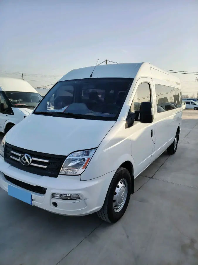2021 MAXUS XinTu V80 2.0T 139HP L4 6AMT
