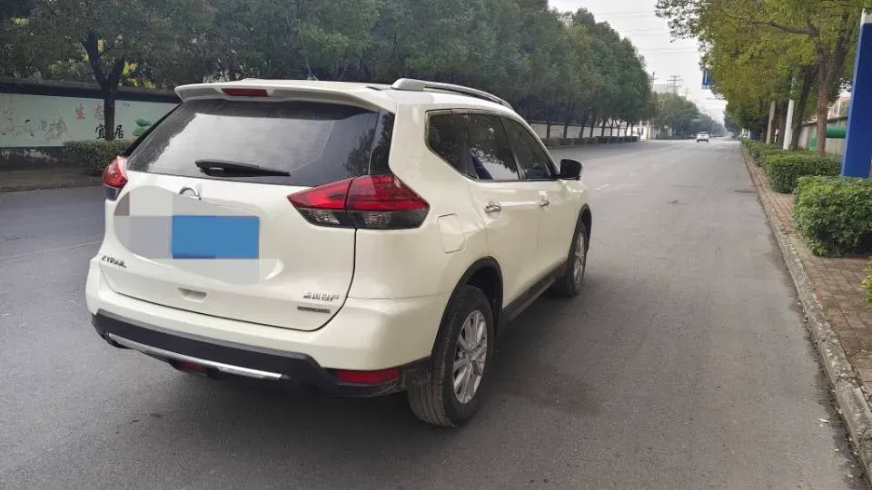 2020 Nissan X-Trail 2.0L 154HP L4 CVT,autocango,china used car exporter,china ev exporter,chinese used car exporter,chinese used ev exporter