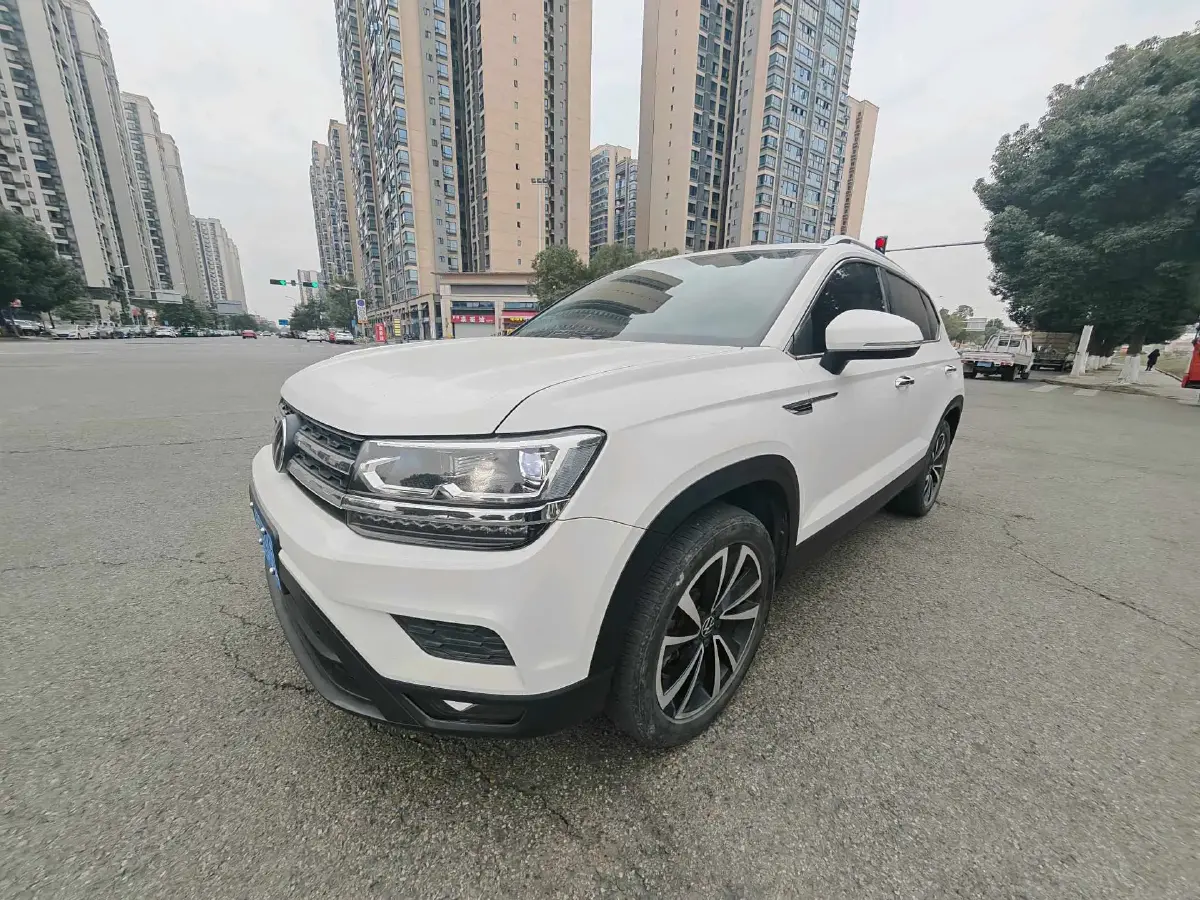 2021 Volkswagen Tharu 1.4T 150HP L4 7DCT