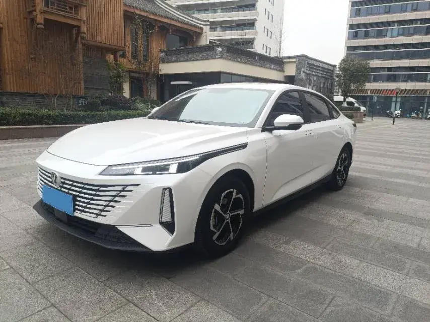 2024 ChangAn Eado 1.5T 170HP L4 7DCT