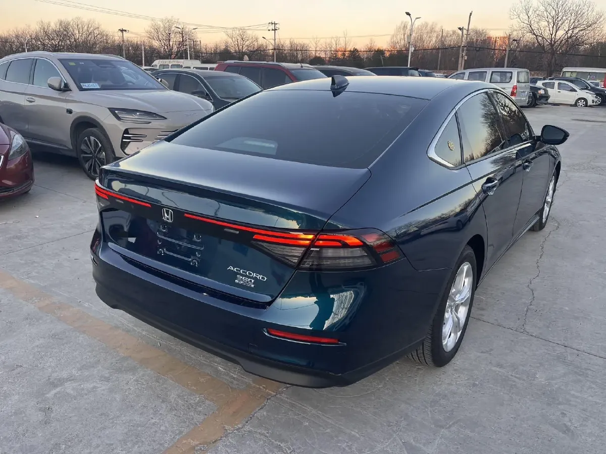 2023 Honda Accord 1.5T 192HP L4 CVT,autocango,china used car exporter,china ev exporter,chinese used car exporter,chinese used ev exporter