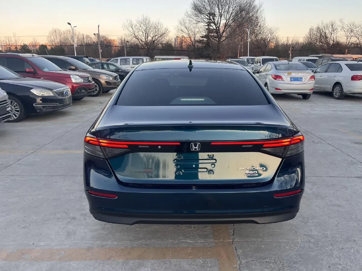 2023 Honda Accord 1.5T 192HP L4 CVT,autocango,china used car exporter,china ev exporter,chinese used car exporter,chinese used ev exporter