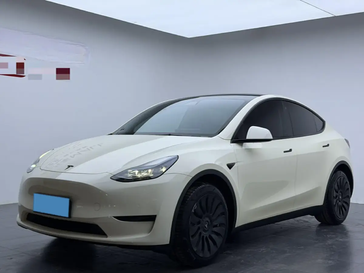 2022 Tesla Model Y BEV 60KWH