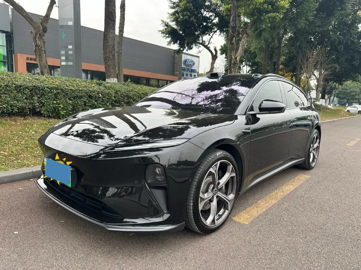 2024 NIO ET5T BEV 75KWH
