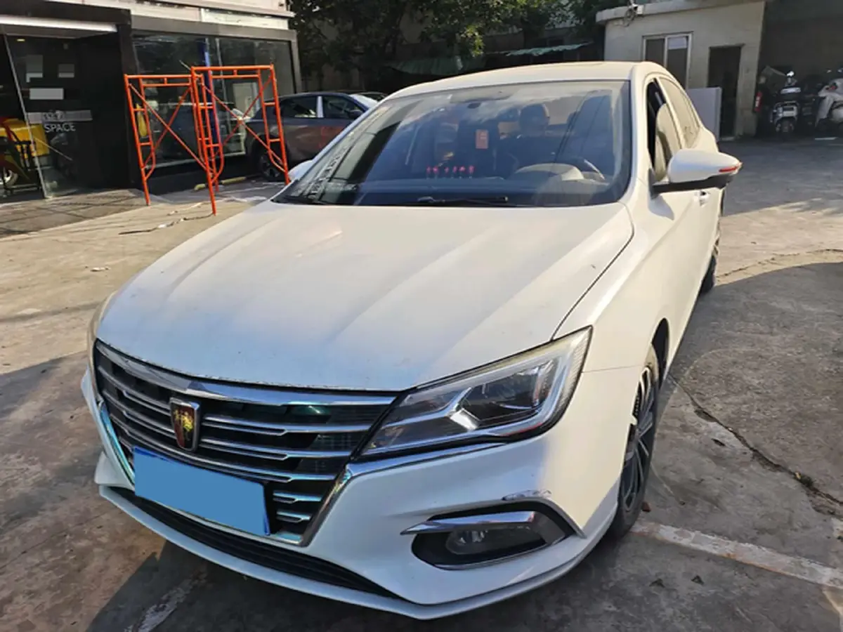 2020 Roewe i5 1.5L 120HP L4 CVT