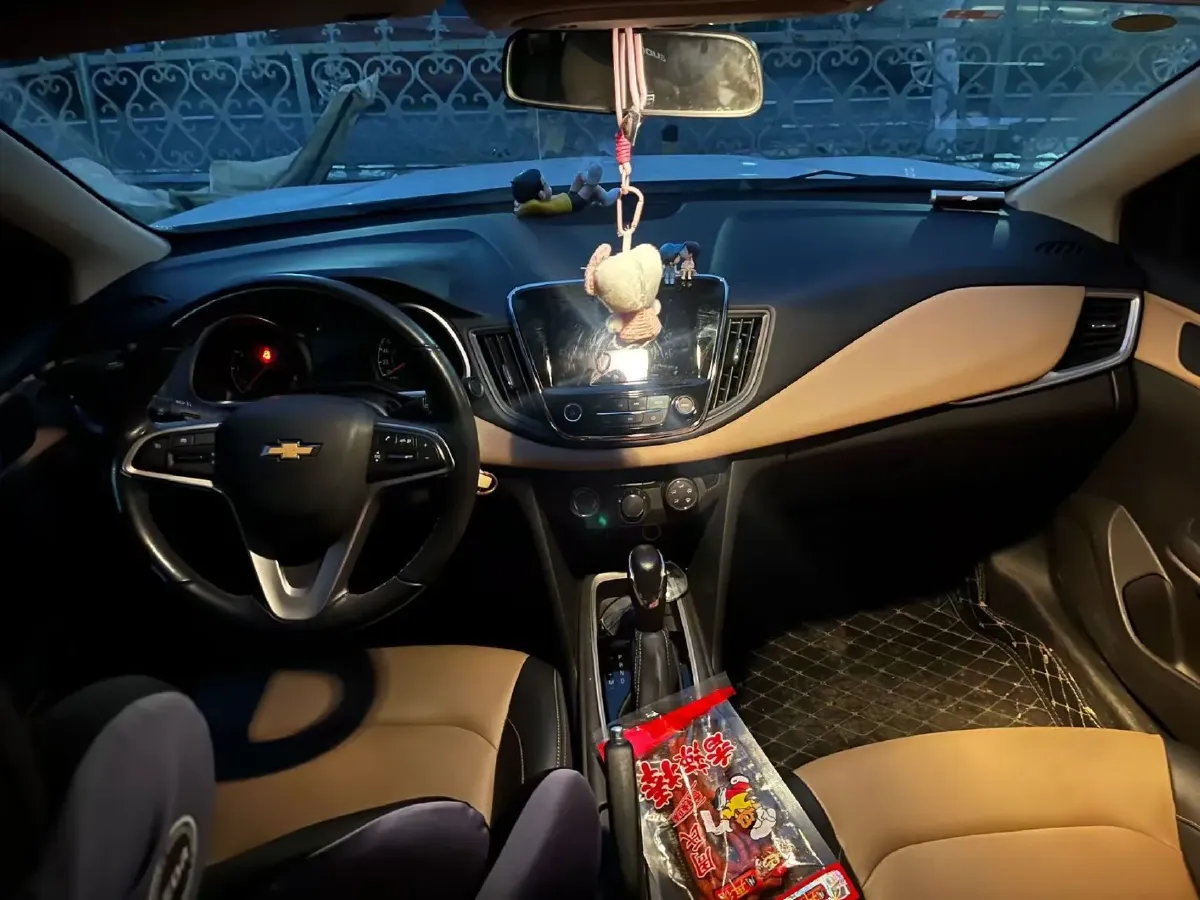 2022 Chevrolet Monza 1.5L 113HP L4 6AT,autocango,china used car exporter,china ev exporter,chinese used car exporter,chinese used ev exporter